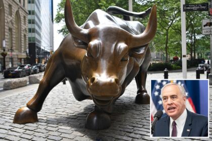 Wall Street bonus pool hit record .5BN in 2024
