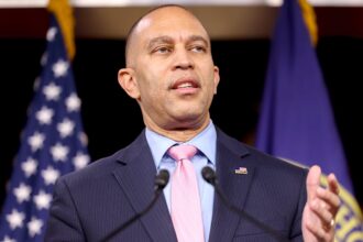 House Dem Leader Hakeem Jeffries says he plans to attend Trump’s speech: ‘dignified Democratic presence’