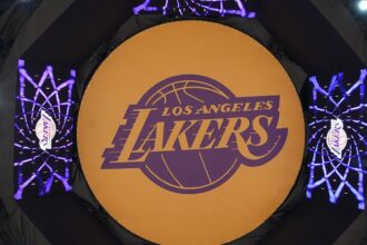 Lakers fan who hit 0,000 halfcourt shot says he will use money to pay for wedding