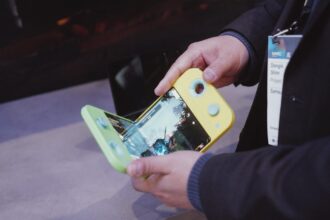 Samsung Foldable Concepts at MWC 2025: Pincer Phone, Folding Console, Flexi Briefcase