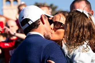 Rory McIlroy and wife, Erica, share celebratory kiss at Players Championship as divorce drama seems in past