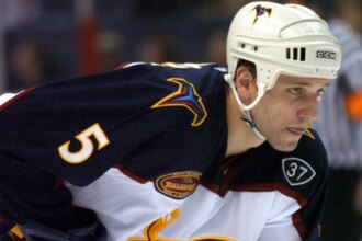 Ex-NHL defenseman Tomas Kloucek dead at 45 after skiing accident