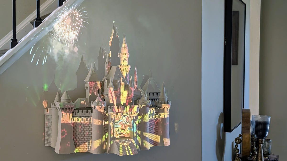 I Get to Watch Disney Fireworks Every Day Thanks to My 3D Printer and Some Elbow Grease