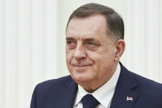 Bosnian police fail to arrest Republika Srpska leader Milorad Dodik