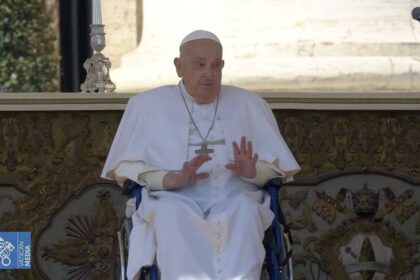 Pope makes surprise appearance during Mass in St. Peter’s Square