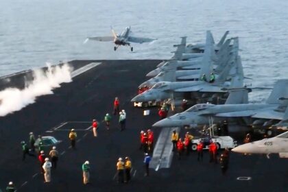 M Navy F-18 fighter jet falls into Red Sea off the USS Harry S Truman