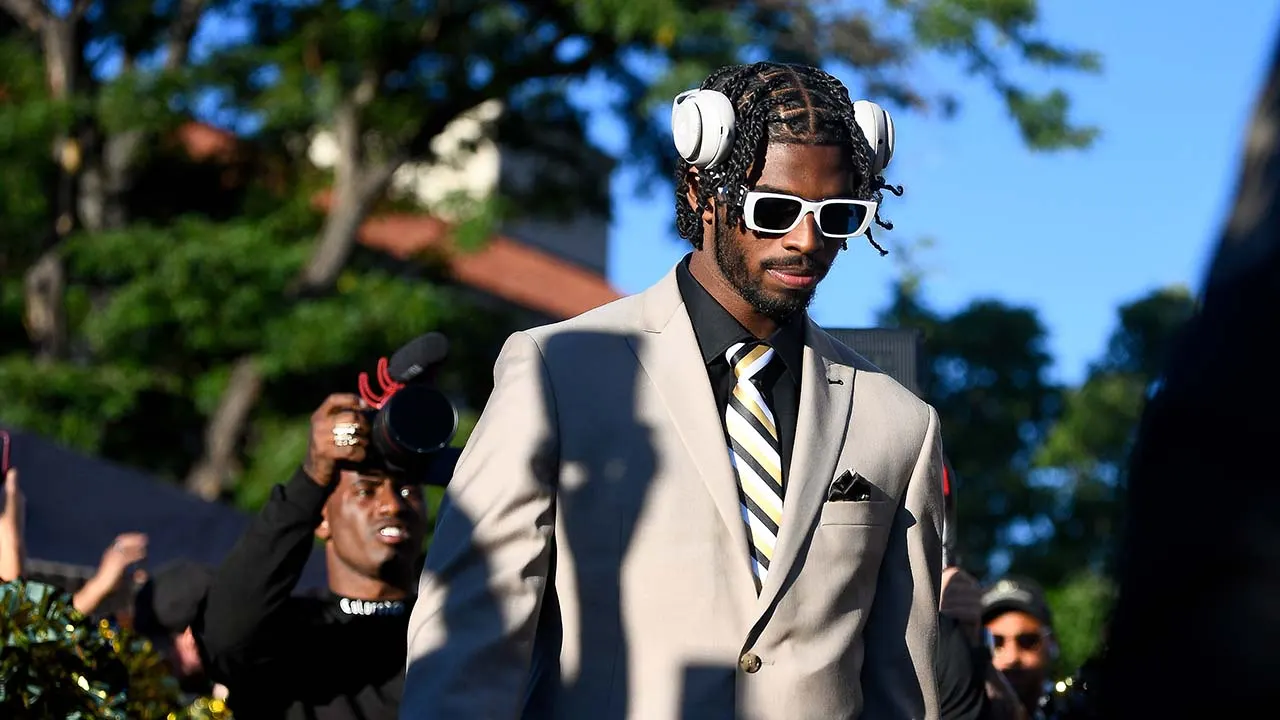 Shedeur Sanders historic NFL Draft drama ignites heated racial debates: ‘feels like Kaepernick’