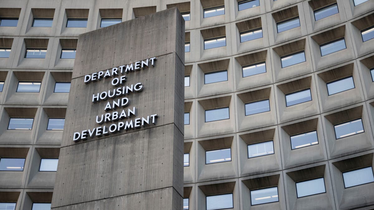 hud hq