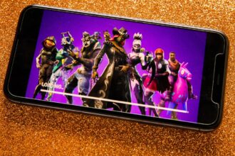 Fortnite Is Offline on iOS. Here’s Why Apple Is Blocking Its Return