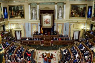 Spain considers press access shakeup to parliament after disruptions