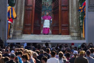 Cardinals go back to electing new pope on second day of conclave