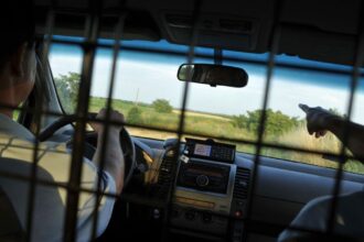 Commission sues Hungary for releasing thousands of smugglers