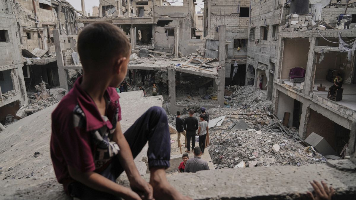Israel announces new Gaza offensive amid heavy airstrikes