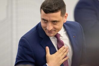 Simion seeks diaspora support in Romanian presidential race last leg