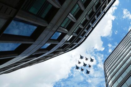 Ukrainian drones paralyse Moscow airspace for three days in row