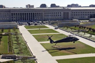 Army pauses helicopter training flights around Pentagon after 2 disruptions to commercial flights last week