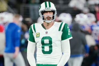 Steelers’ courtship of Aaron Rodgers is more ‘complex’ than artificial intelligence, part-owner says