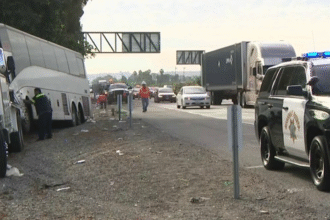 Los Angeles tour bus crash leaves 1 dead, 32 hospitalized on Mother’s Day