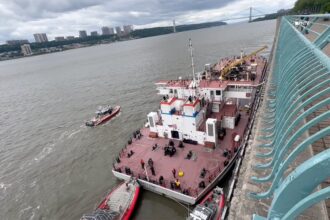 NYC sewage boat explosion in Hudson River kills 1 city worker, injures 2 others