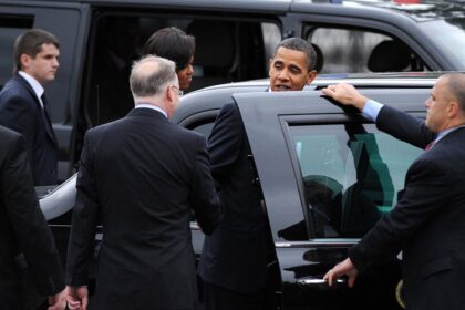 Two Secret Service officers suspended after brawl outside Obama’s home