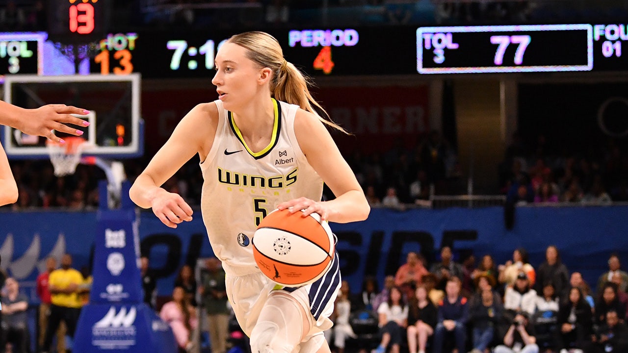 Paige Bueckers, No. 1 overall pick of WNBA Draft, in concussion protocol after facing Angel Reese’s Sky