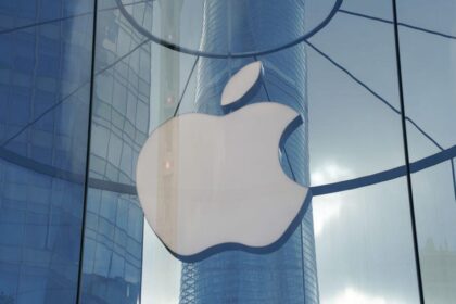 Apple’s AI Smart Glasses to Arrive in 2026, According to Report