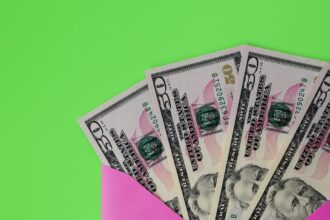 4 Money Moves You Should Make Now While the Fed Holds Rates High