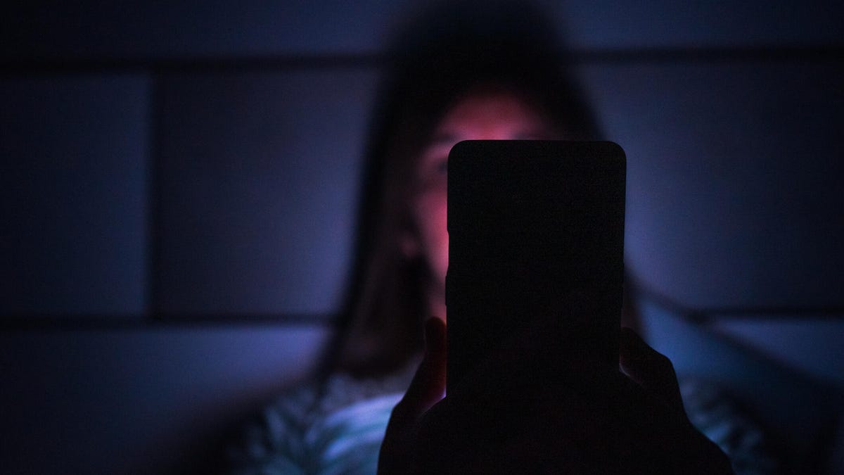 Google’s Nudity Warnings Will Warn You of Incoming Explicit Images in Messages
