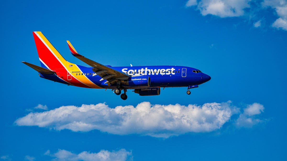 Southwest Airlines Says You Can’t Use Portable Chargers Inside Your Bags