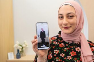 I Took Google’s New Try On Feature for a Spin — It Was Fascinating (and Hilarious)