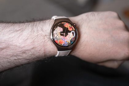 Huawei Watch 5 Tested: Easy Heart Scanning, but Not for Americans