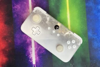Review: This Portable Controller Is the Perfect On the Go Gaming Accessory