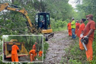 ‘Army of orange’ inmates with chainsaws rescue mother, 3 children who were stranded after destructive Oklahoma tornado