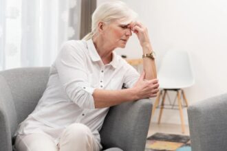 Dear Abby: My sister may have dementia — should I take her keys?