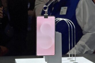 Fear Not: Samsung’s Galaxy S25 Edge Is Getting a Slender but Mighty Display