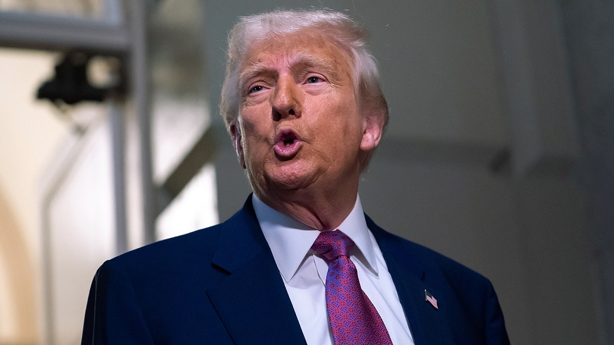 trump-ooooh-face