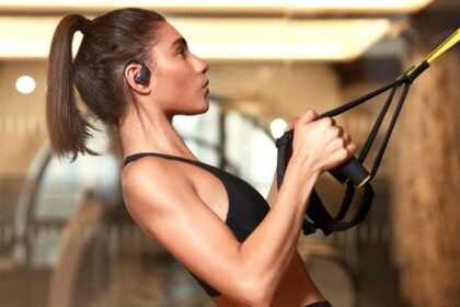 Best Earbuds and Headphones for Workouts and the Gym in 2025