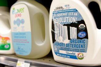Will anti-greenwashing directive survive EU institutions’ tug-of-war?