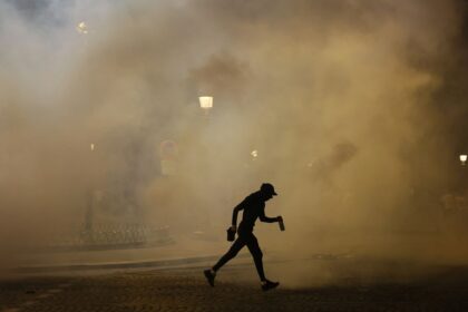 Hundreds arrested as clashes continue around PSG’s league victory