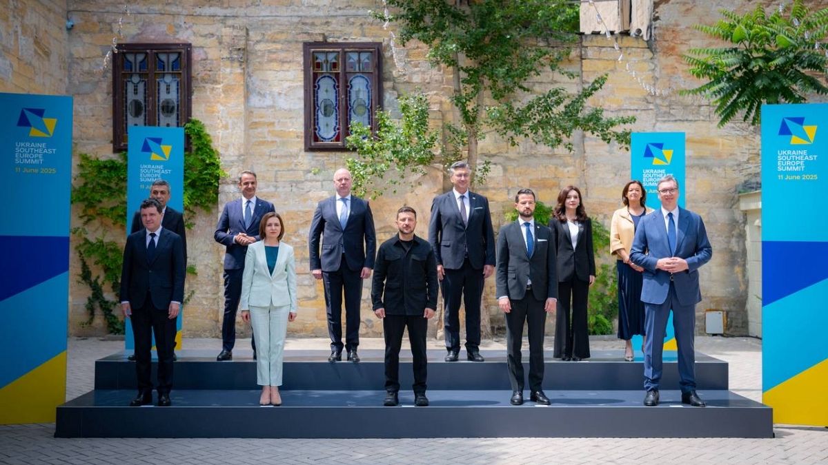 Serbia’s Vučić visits Ukraine for the first time in EU realignment bid