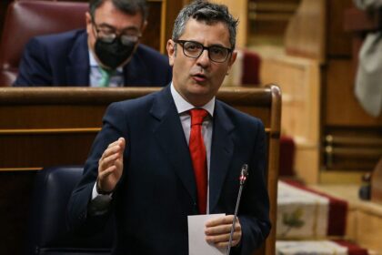 Spain’s justice minister to face probe over alleged embezzlement