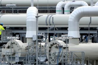 EU proposes new measures to phase out Russian oil and gas