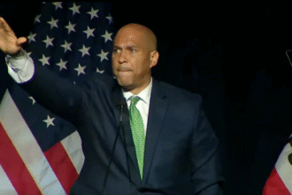 Booker slammed for alleged ‘Nazi salute’ to Cali Dems just months after Musk was dragged for same gesture