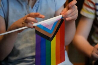 College course asks Florida high school students about their sexuality in controversial assignment: report