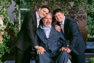 Former Falcons star Tim Green refuses to let ALS silence him as father-son podcast creates lasting legacy