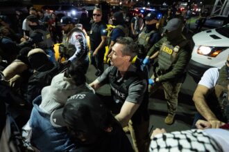 4 migrants escape from Newark ICE detention facility, DHS official confirms