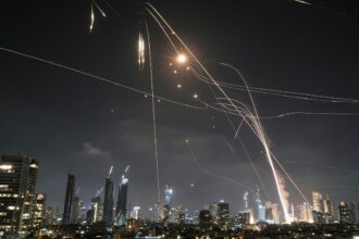 Iran retaliates against Israel with missile barrage