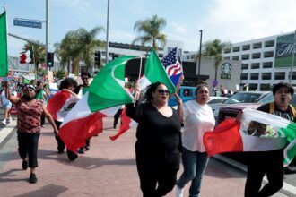 Mexico Gold Cup soccer game in Los Angeles sees anti-ICE protesters demonstrate outside stadium