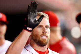 Ex-MLB star says he would ‘no longer support’ Trump if US goes to war
