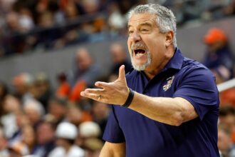 Auburn’s Bruce Pearl calls for Trump to get Nobel Peace Prize after announcing Israel-Iran ceasefire